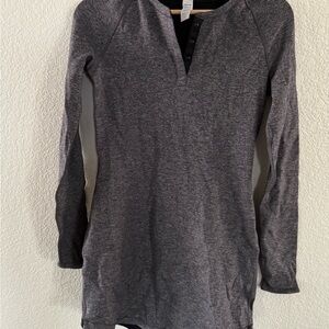 Ivivva Black and Gray Top